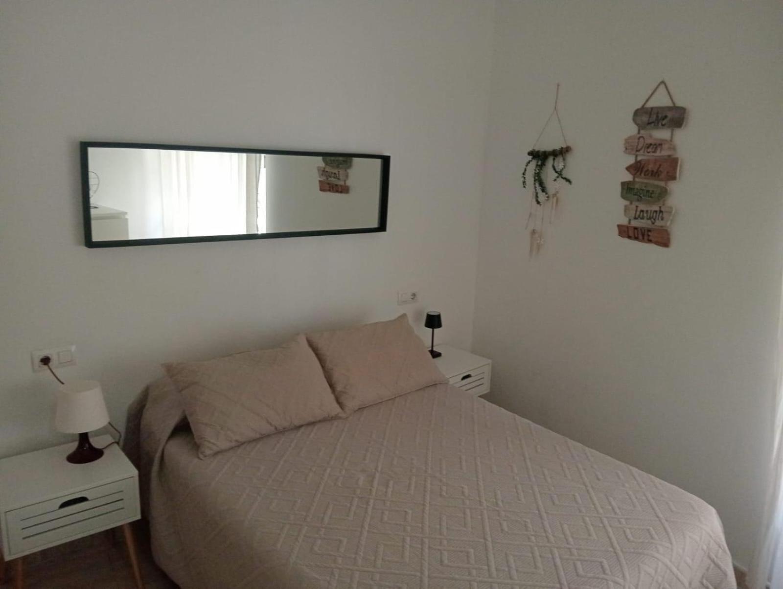 Apartamento Privado En Alameda De Hercules Sevilla Bagian luar foto